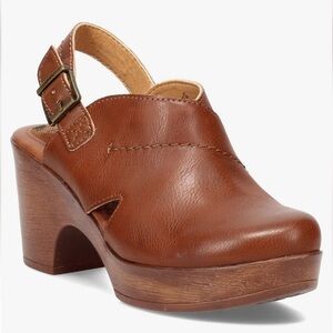 b.o.c. Women's Brown Leather Clogs